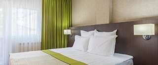 Отель Hotel Alex Галац Улучшенный номер с кроватью размера «king-size»-6
